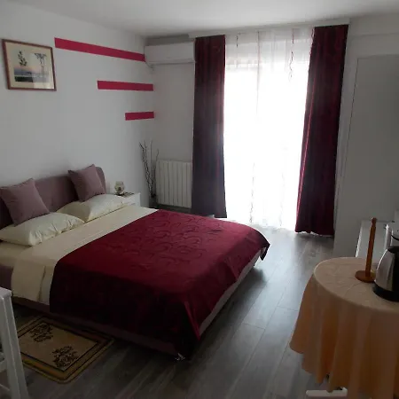 Hanifa Apartmani Rovinj Exterior photo